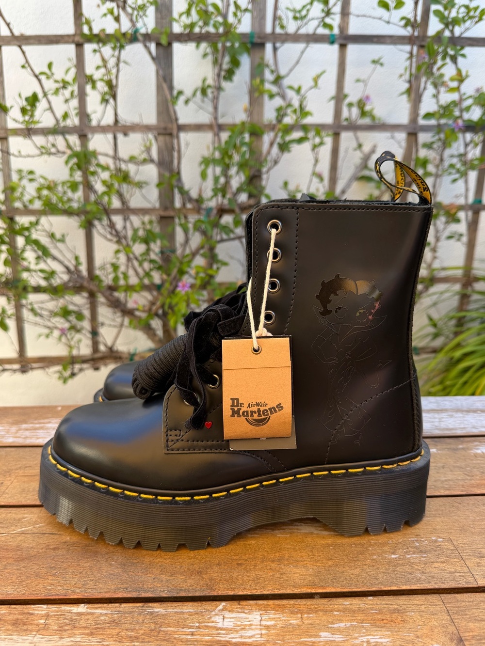 DR MARTENS Black Betty Boop Jadon Boots - Picture 4 of 9